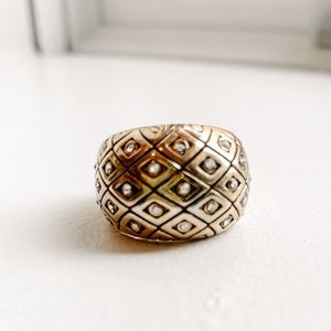 • premier designs golden + diamond ring •